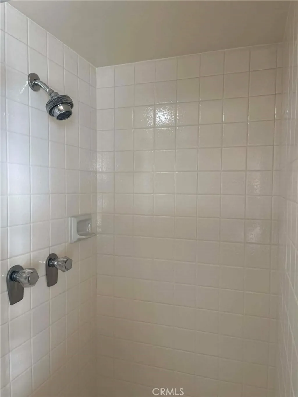 Additional image 17 of 2606 Cañada Boulevard Unit 201, Glendale, CA 91208