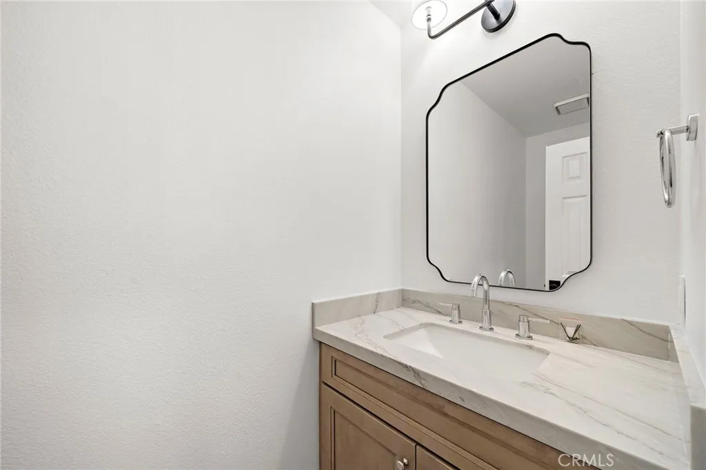 Additional image 54 of 377 Roycroft Avenue, Long Beach, CA 90814