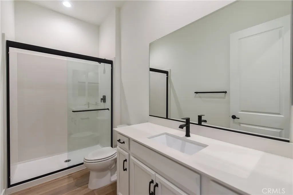 Additional image 19 of 162 Pattern, Irvine, CA 92618