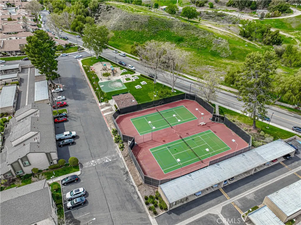 Additional image 58 of 25713 Vista Fairways Dr, Valencia, CA 91355