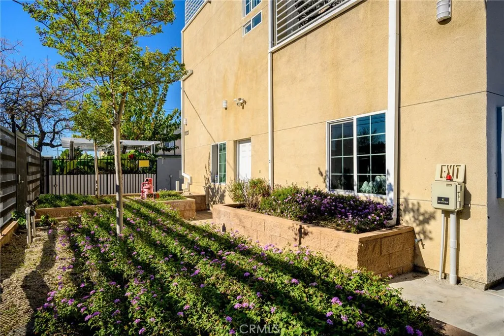 Additional image 18 of 11731 Runnymede Street Unit 3, North Hollywood, CA 91605