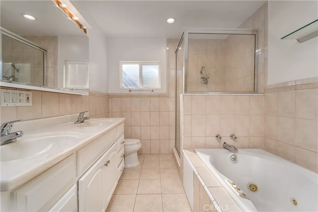 Additional image 38 of 21711 Mulholland, Woodland Hills, CA 91364