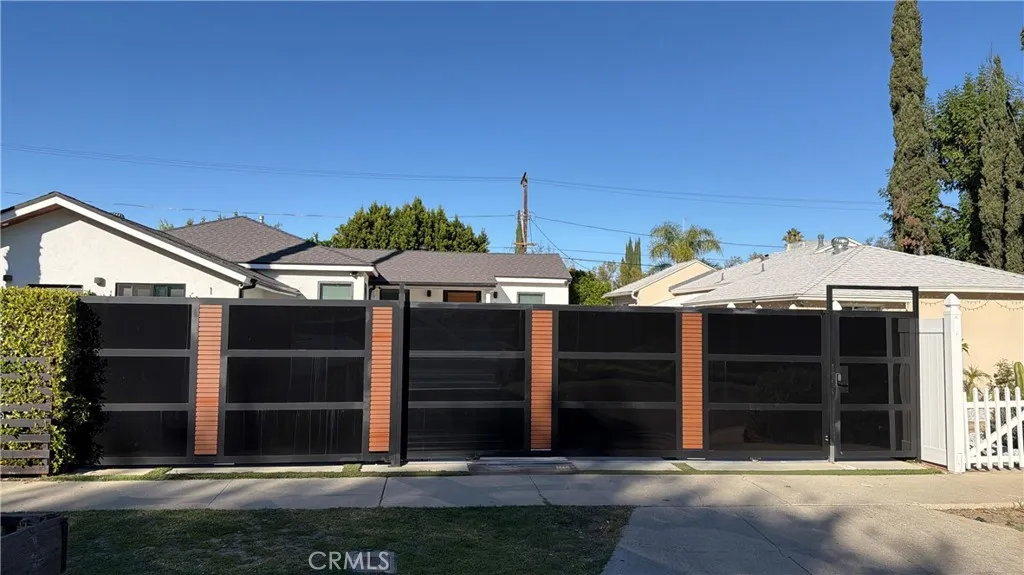 Additional image 2 of 18719 Martha, Tarzana, CA 91356