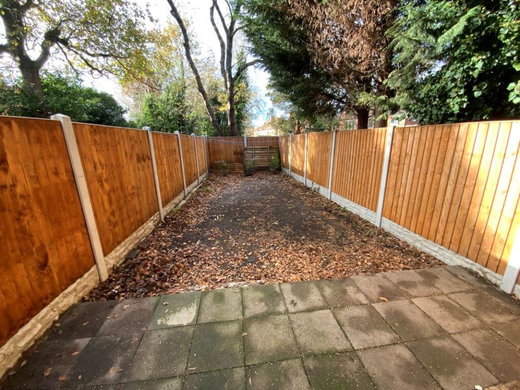 Additional image 8 of 13 Green Court, 643 Fox Hollies Road, Hall Green, Birmingham, B28 9DP