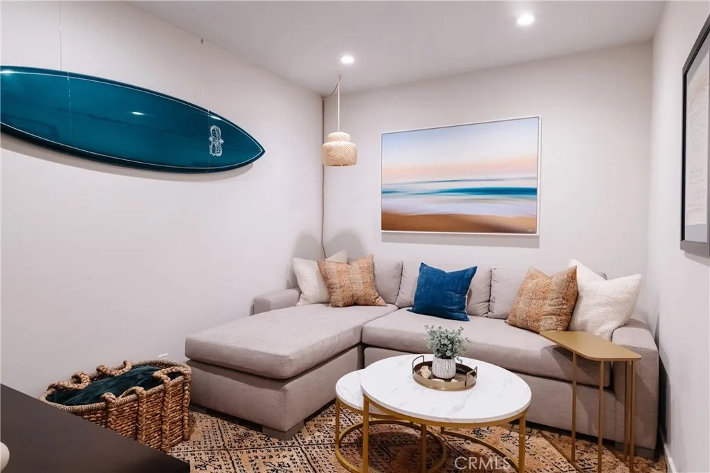 Additional image 35 of 105 Bayview Drive, Manhattan Beach, CA 90266