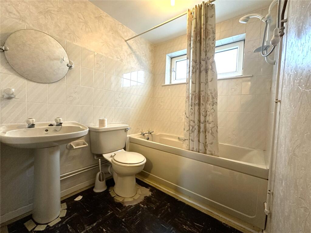 Additional image 9 of Holly Park Drive, Birmingham, West Midlands, B24