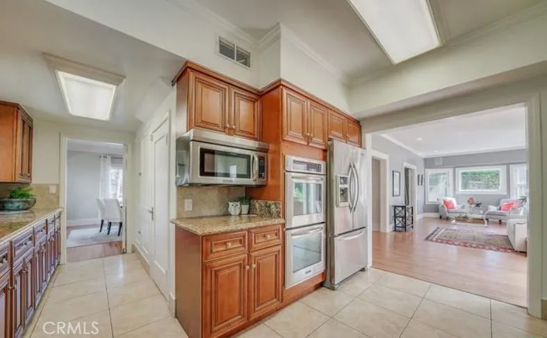 Additional image 29 of 1231 S St Andrews Pl, Los Angeles, CA 90019