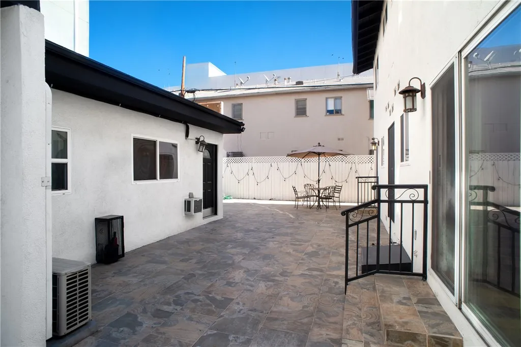 Additional image 14 of 11265 Otsego Street Unit 1, North Hollywood, CA 91601