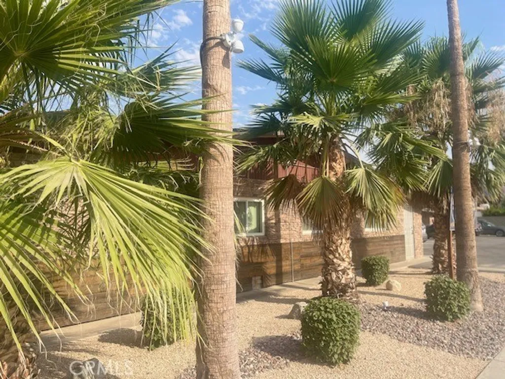 Property image for 51099 Eisenhower Dr Unit 4, La Quinta, CA 92253