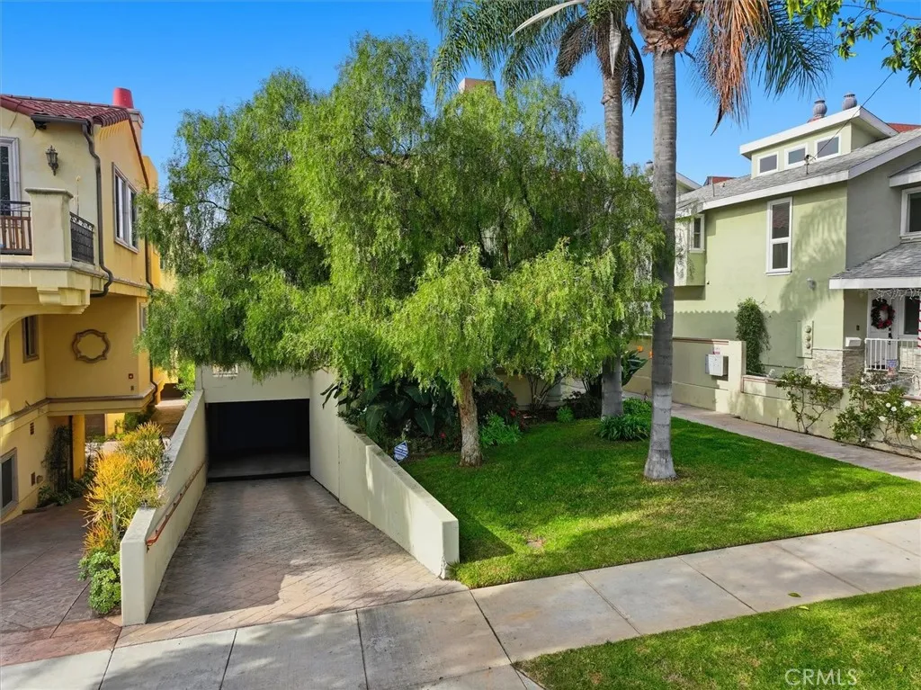 Additional image 46 of 233 S Irena Ave Unit 1, Redondo Beach, CA 90277