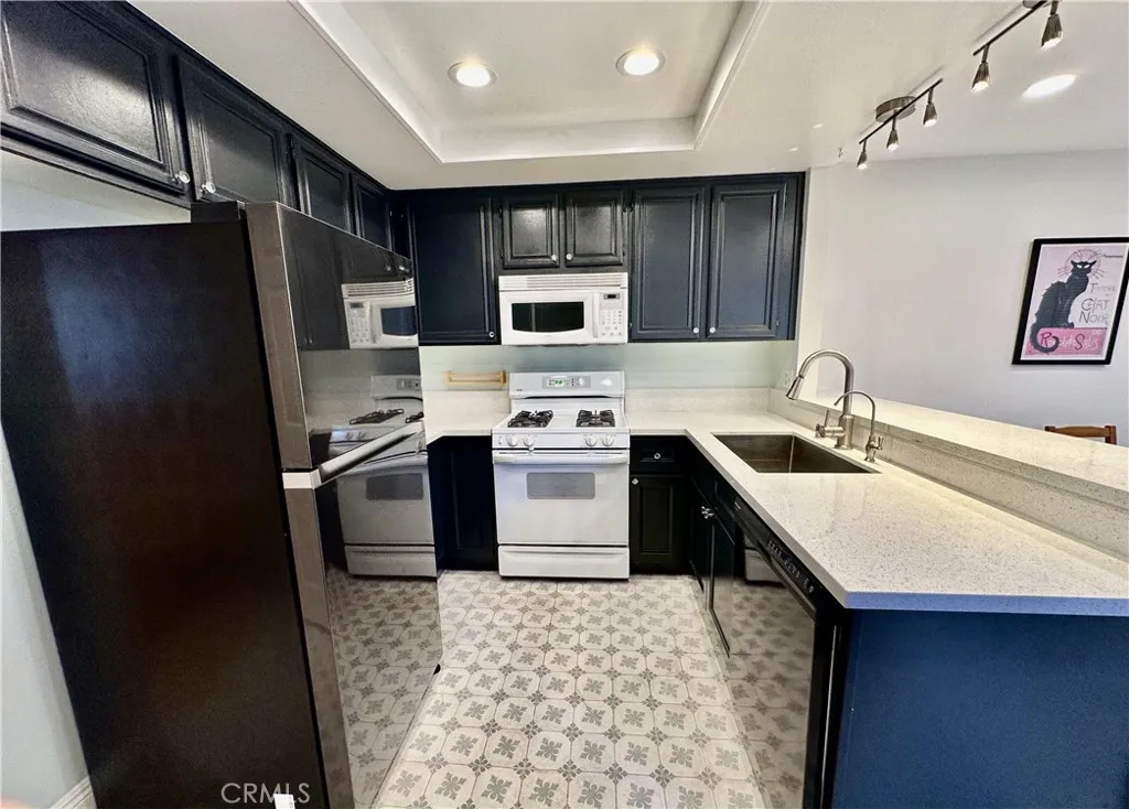 Additional image 11 of 19 Dartmouth, Irvine, CA 92612