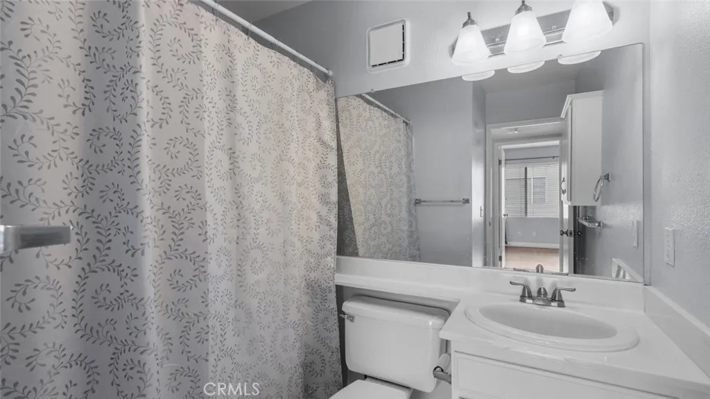 Additional image 19 of 24491 Valle Del Oro Unit 201, Newhall, CA 91321