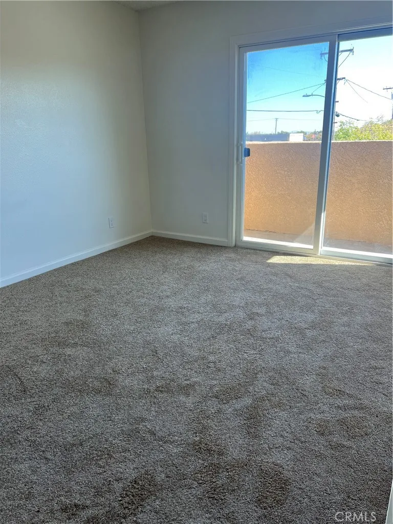 Additional image 37 of 454 E Avenue Q3 Unit 8, Palmdale, CA 93550
