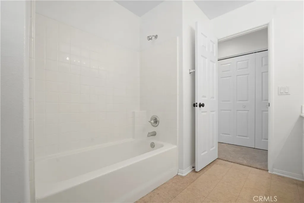 Additional image 38 of 24578 Montevista Cir, Valencia, CA 91354