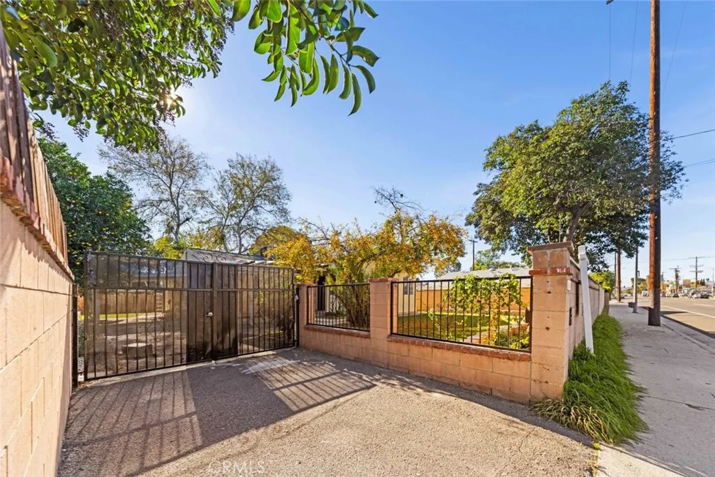 Additional image 51 of 19148 Saticoy Street, Reseda, CA 91335