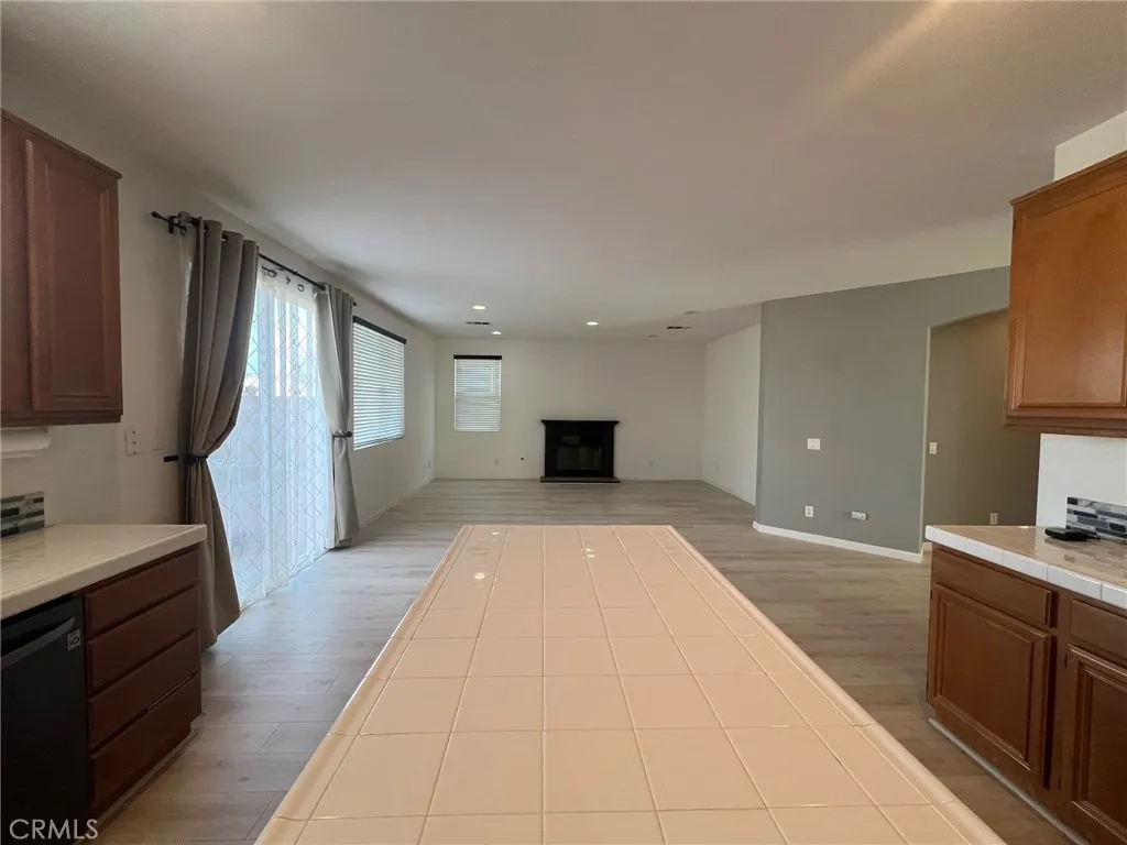 Additional image 38 of 4111 Vahan Court, Lancaster, CA 93536