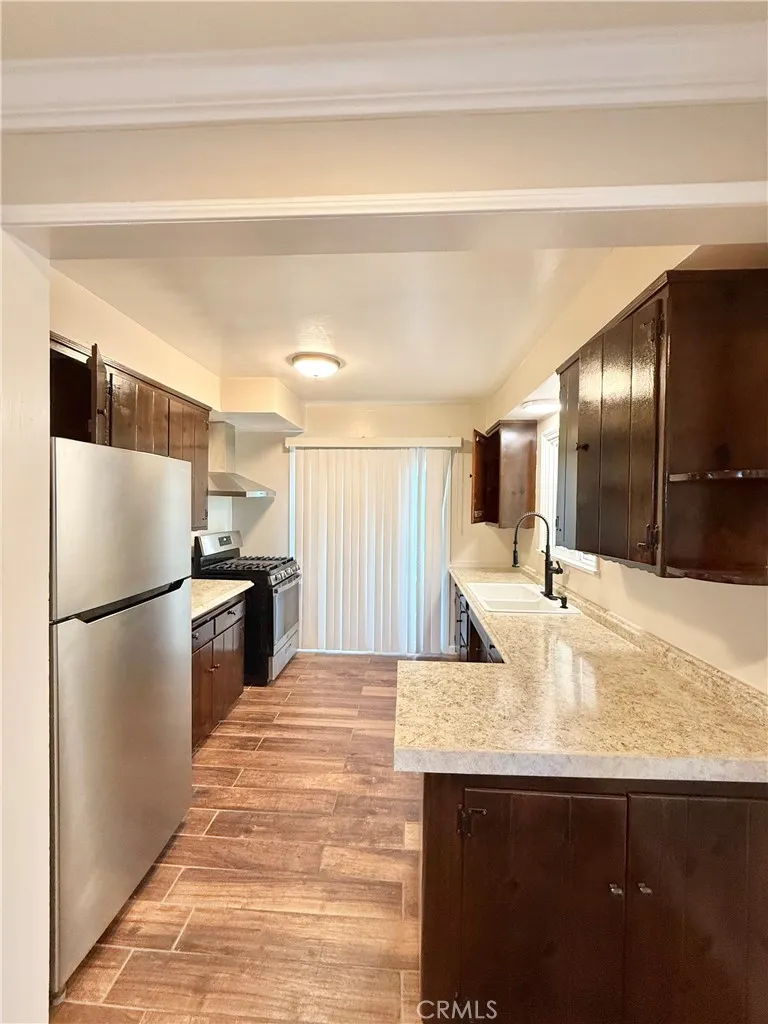 Additional image 43 of 24 10th Court, Hermosa Beach, CA 90254