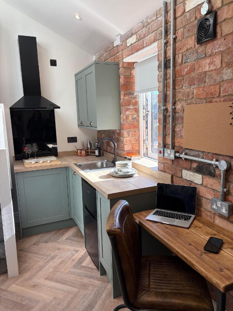 Additional image 6 of U 71 Raddlebarn Road, Selly Oak, Birmingham, West Midlands, B29