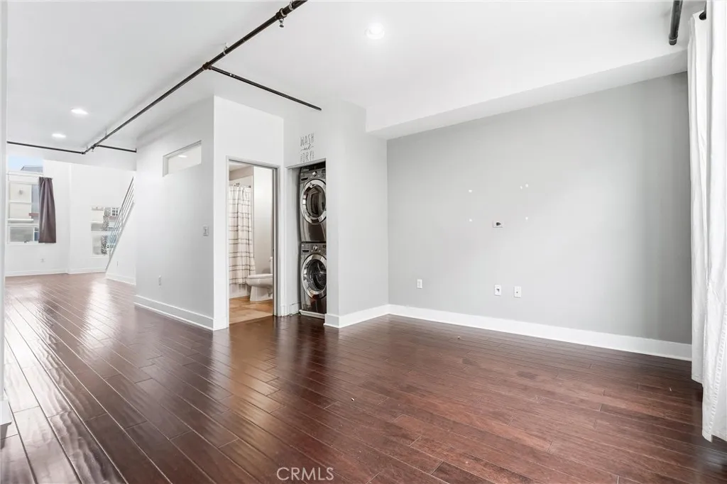 Additional image 46 of 911 E Santa Ana Blvd, Santa Ana, CA 92701