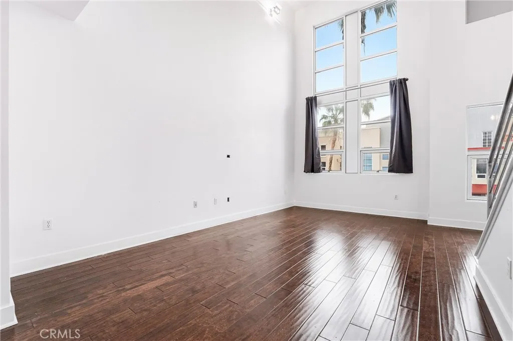 Additional image 41 of 911 E Santa Ana Blvd, Santa Ana, CA 92701