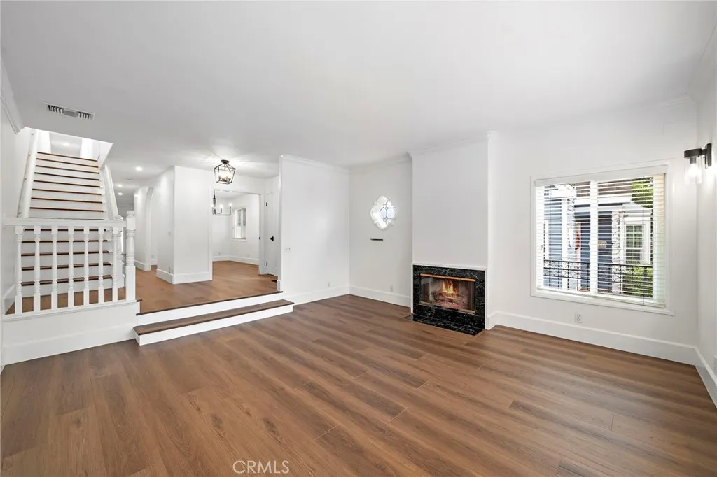 Additional image 6 of 377 Roycroft Avenue, Long Beach, CA 90814