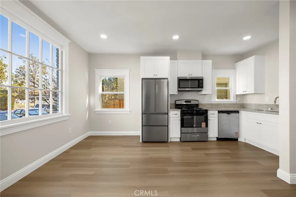 Additional image 14 of 1822 E 2nd Unit 11, Long Beach, CA 90802