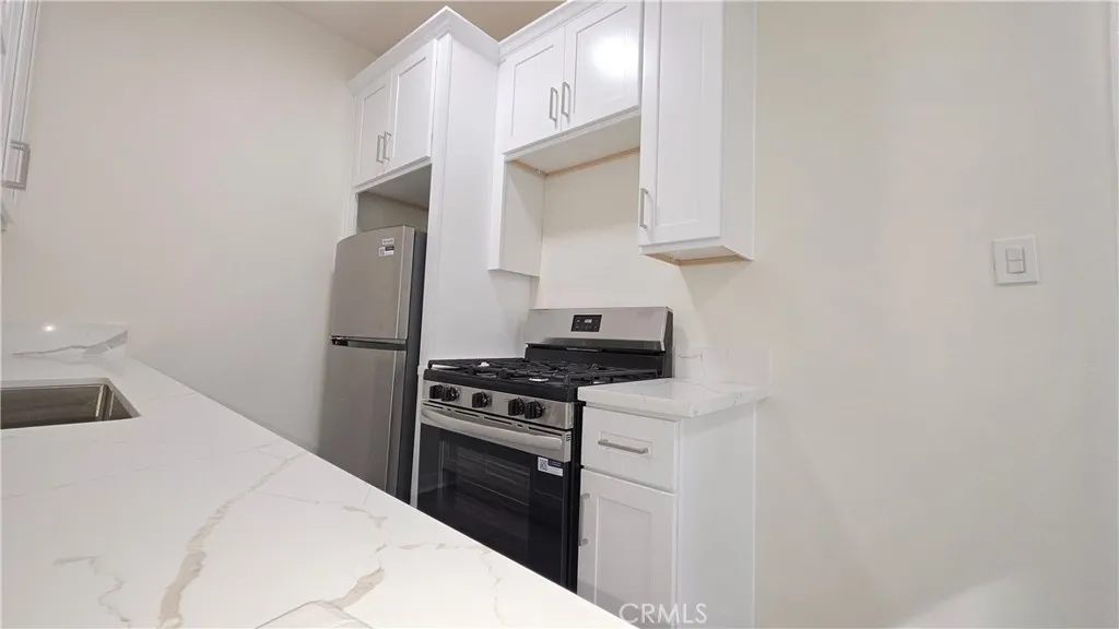 Additional image 9 of 33408 sunset, Silver Lake, CA 90026