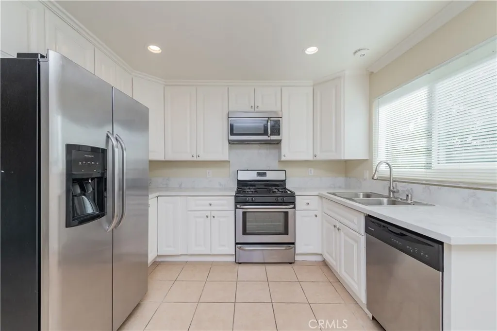 Additional image 14 of 75 Firwood, Irvine, CA 92604