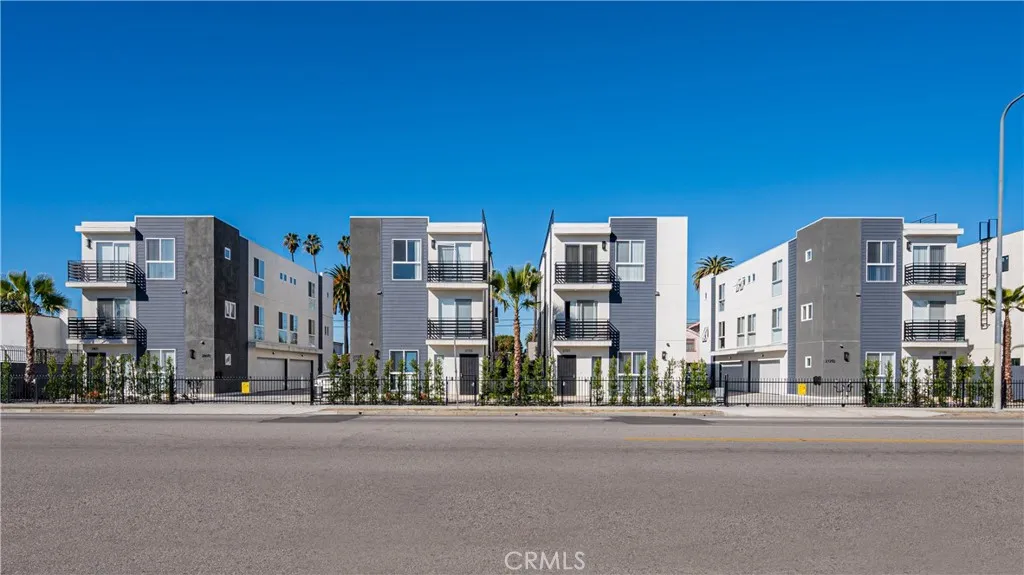 Additional image 6 of 2733 S La Brea Avenue Unit 1/2, Los Angeles, CA 90016