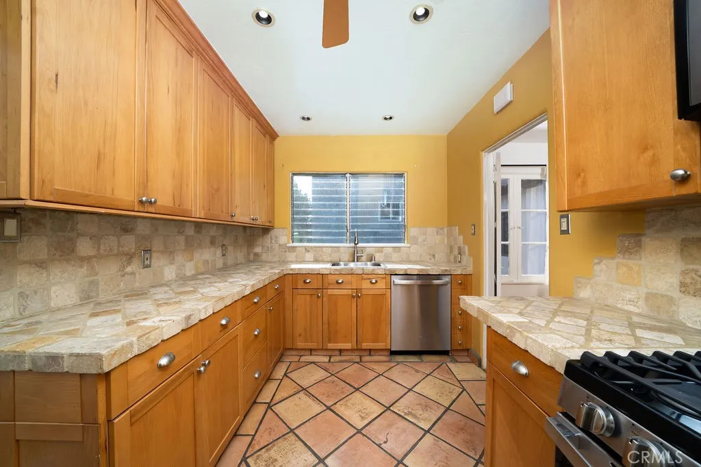 Additional image 11 of 8 36th Place, Long Beach, CA 90803