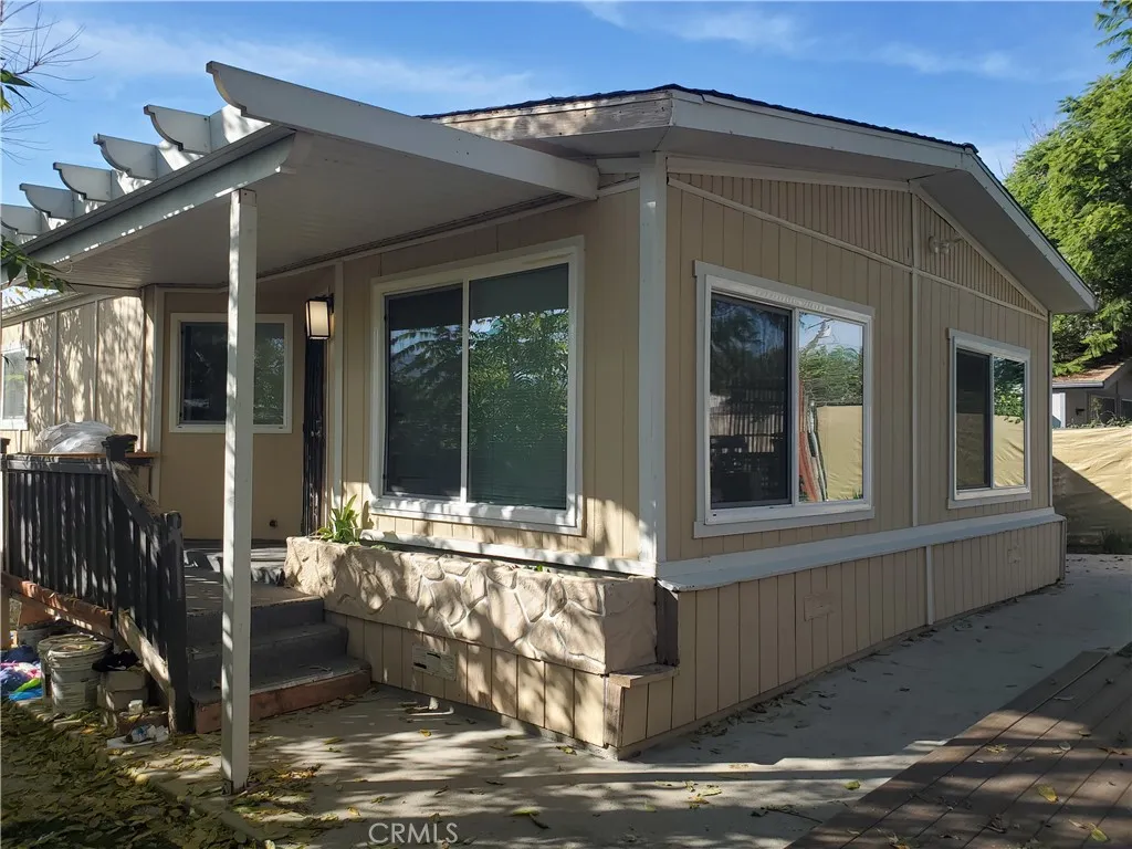 Additional image 2 of 32531 Crescent Avenue, Lake Elsinore, CA 92532