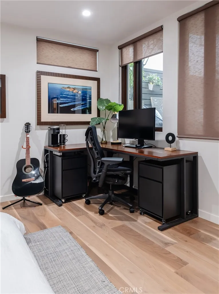 Additional image 80 of 105 Bayview Drive, Manhattan Beach, CA 90266