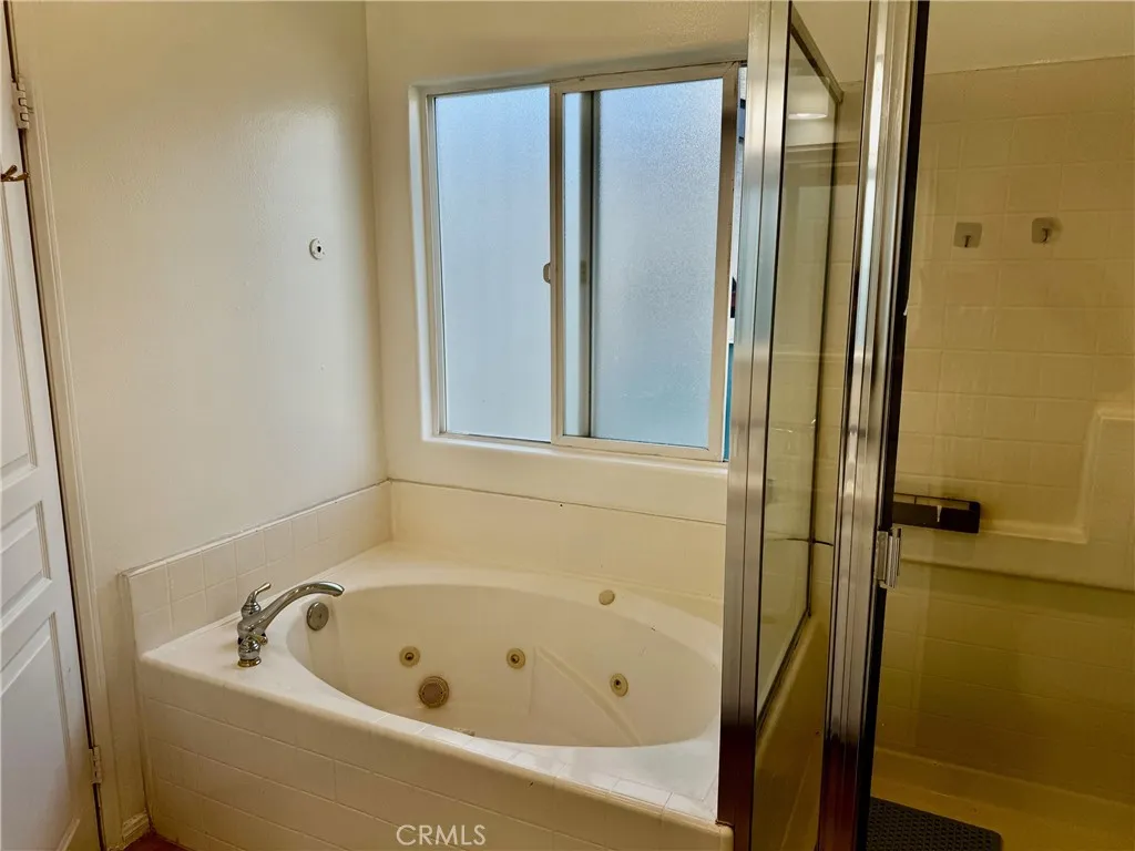 Additional image 21 of 18930 Sherman Way Unit 17, Reseda, CA 91335