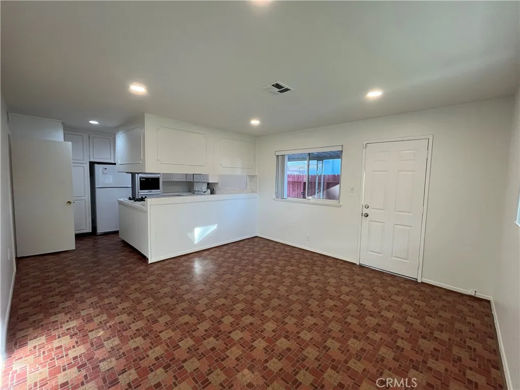 Additional image 4 of 18735 Nordhoff, Northridge, CA 91324