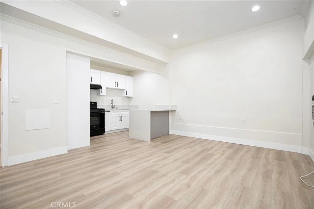 Additional image 18 of 14319 Tiara Street Unit 2, Van Nuys, CA 91401