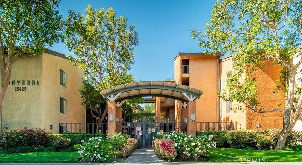 Additional image 8 of 15425 Sherman Way Unit 101, Van Nuys, CA 91406