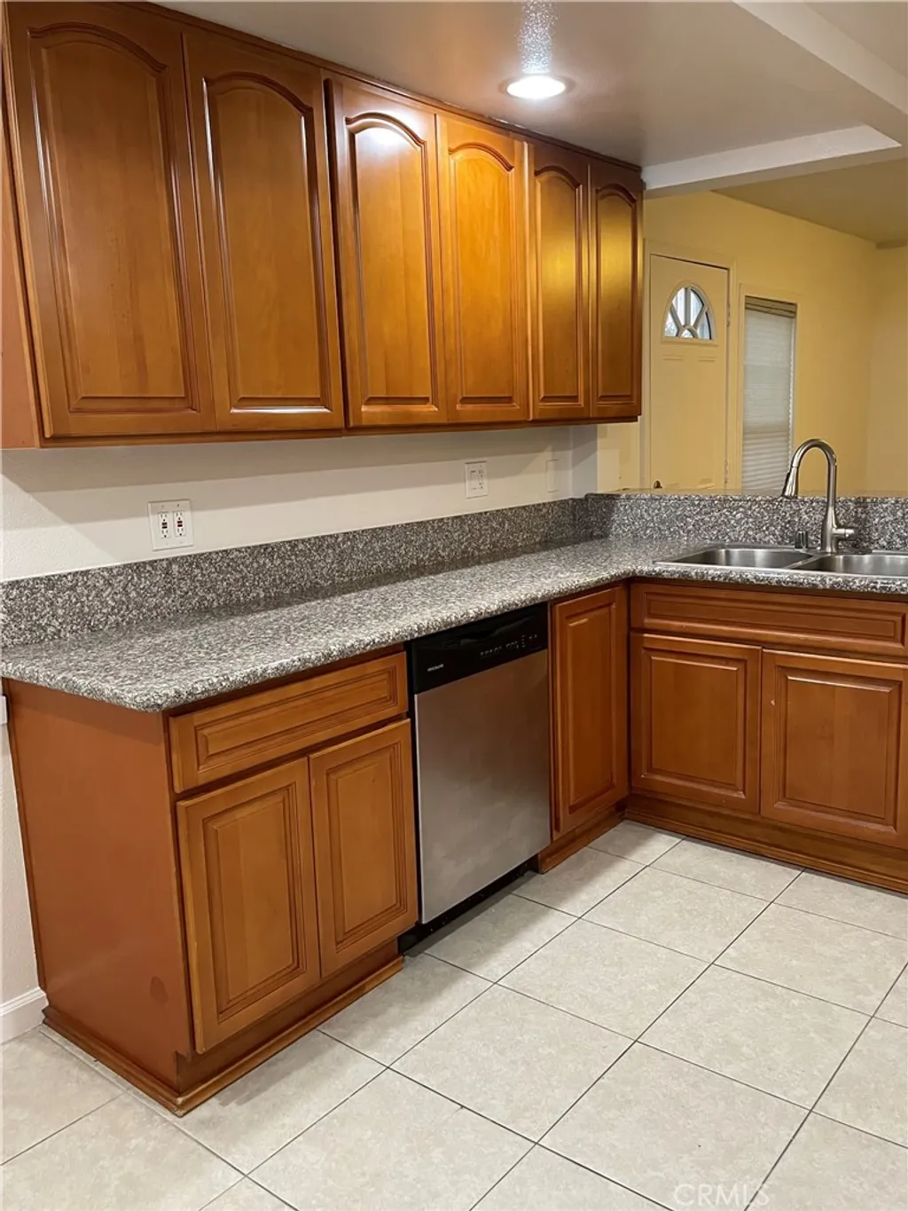 Additional image 10 of 6141 Marbrisa Ave Unit D, Huntington Park, CA 90255