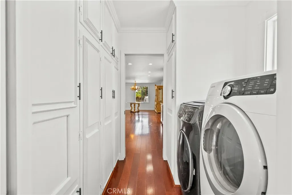 Additional image 83 of 23036 Burbank Blvd, Woodland Hills, CA 91367