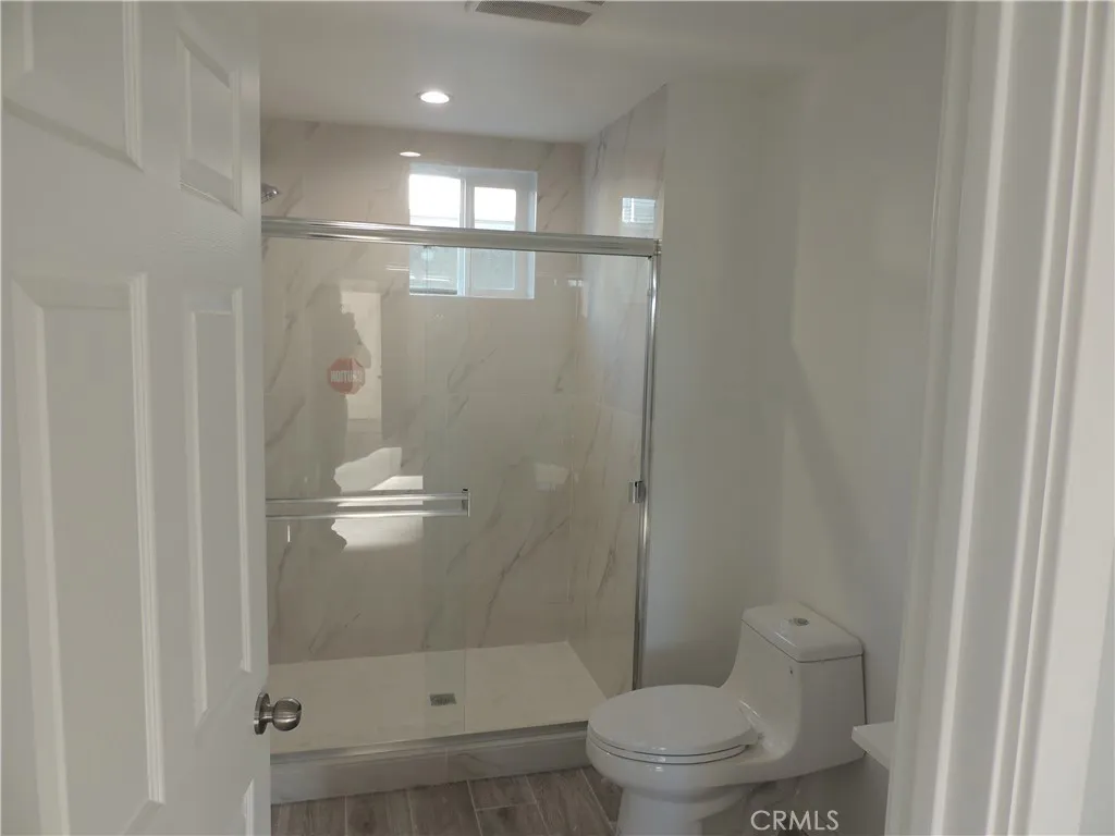 Additional image 25 of 22735 Del Valle Street Unit 4, Woodland Hills, CA 91364