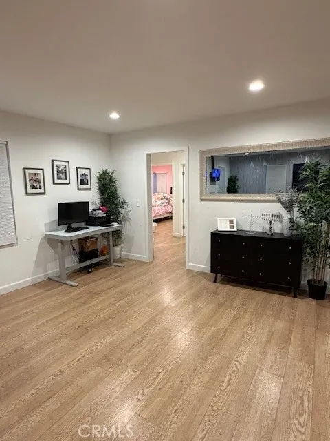 Additional image 47 of 18719 Martha, Tarzana, CA 91356