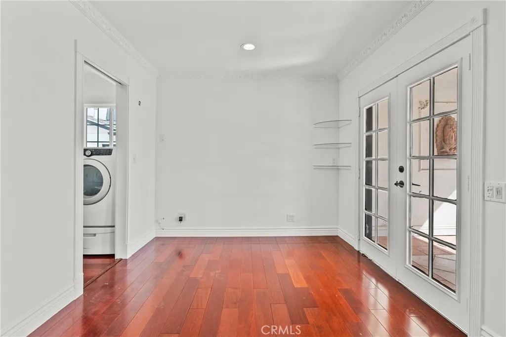 Additional image 90 of 23036 Burbank Blvd, Woodland Hills, CA 91367