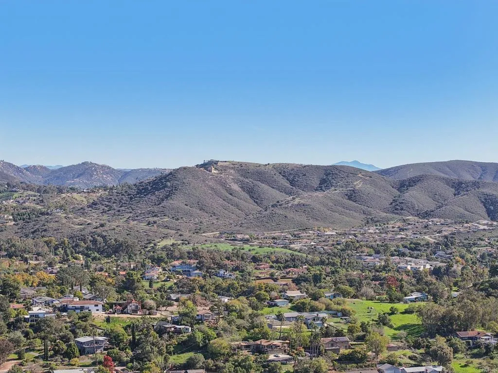 Additional image 24 of 1120 Fair Lane, Vista, CA 92084