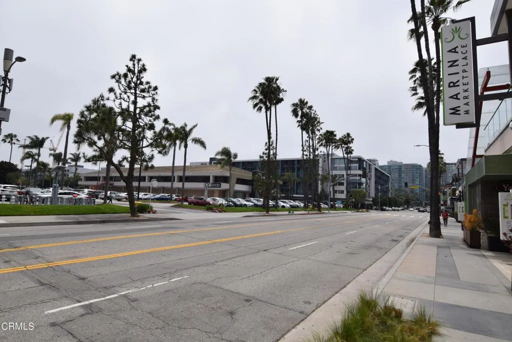 Additional image 44 of 13340 Maxella Avenue Unit 3, Marina Del Rey, CA 90292