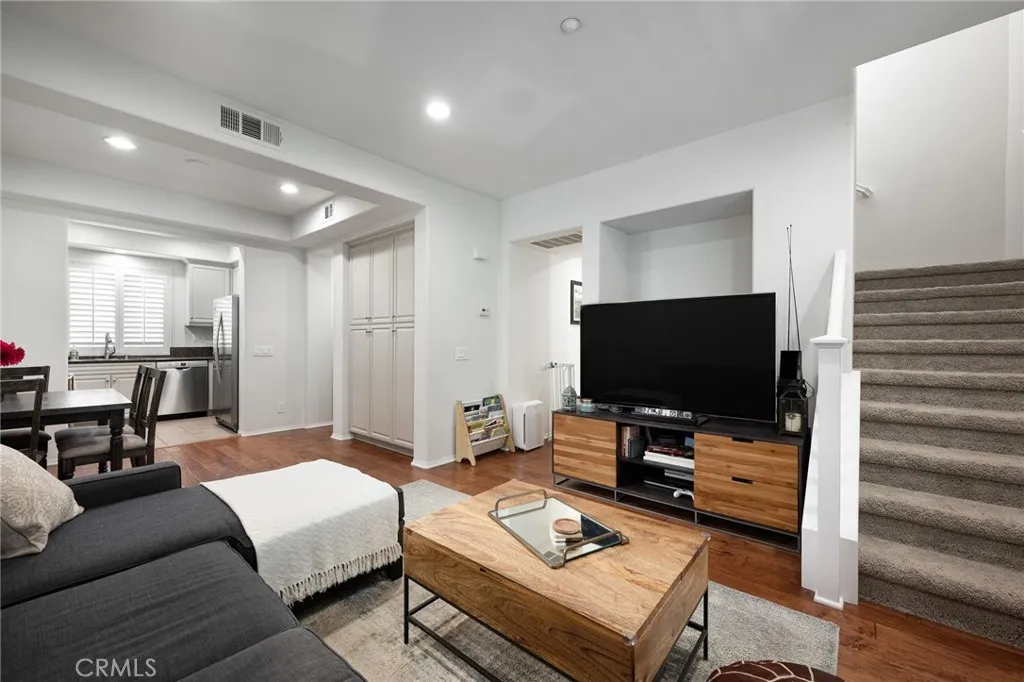 Additional image 36 of 142 Pantheon, Irvine, CA 92620