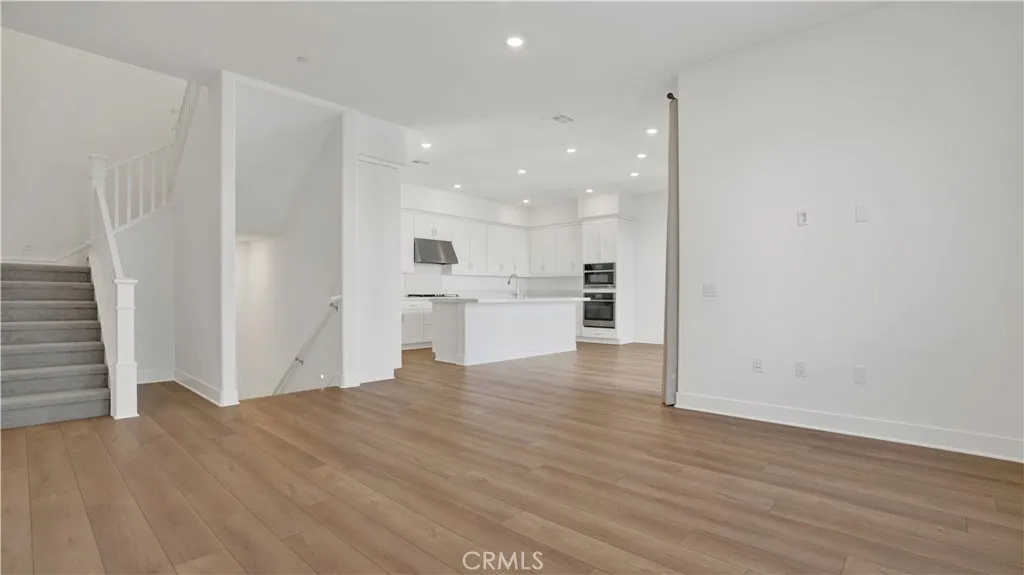 Additional image 11 of 236 Knot, Irvine, CA 92618