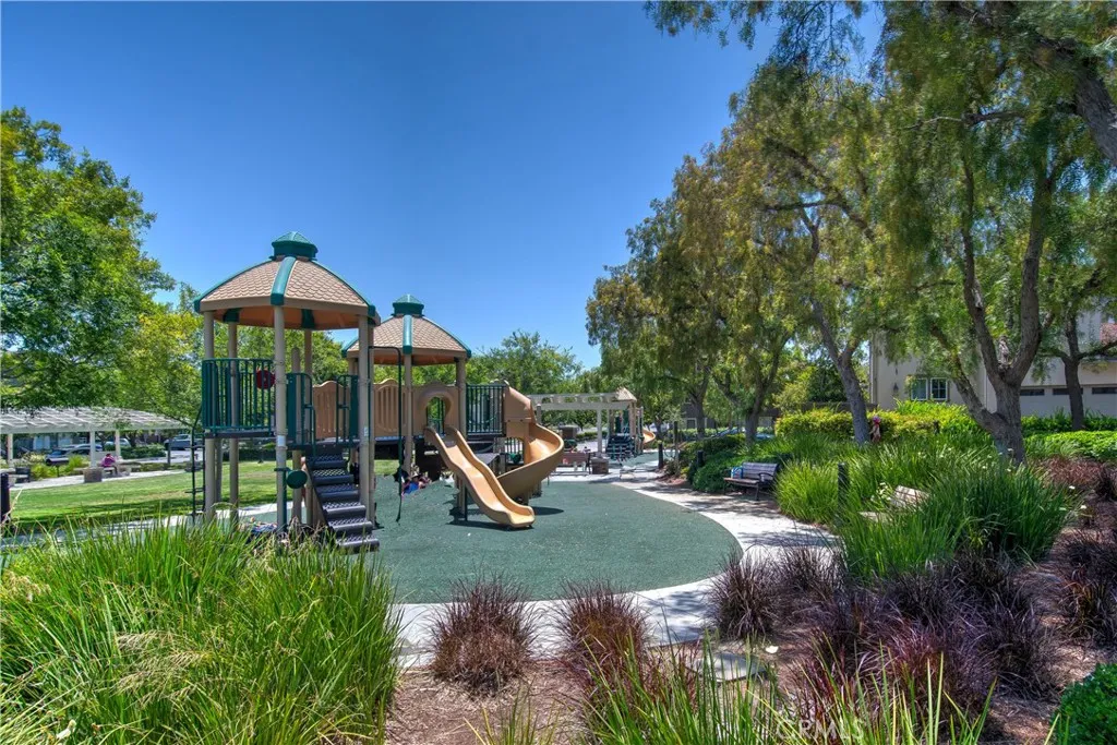 Additional image 26 of 204 Windy Ln, Tustin, CA 92782