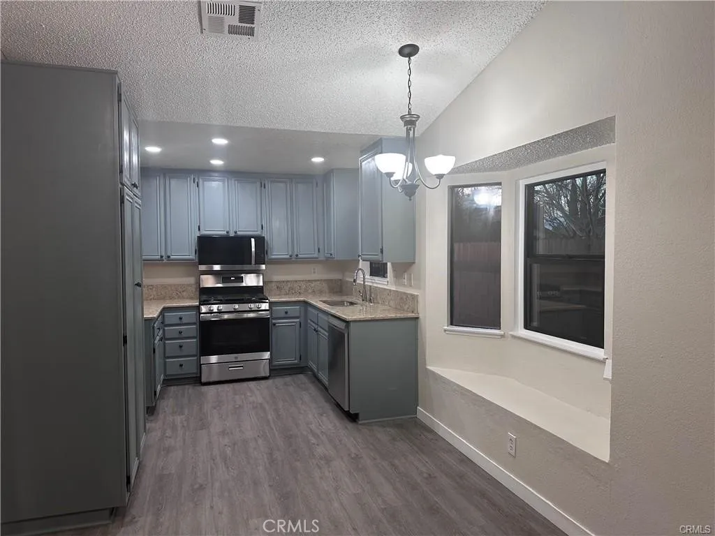 Additional image 8 of 44026 Fine St, Lancaster, CA 93536