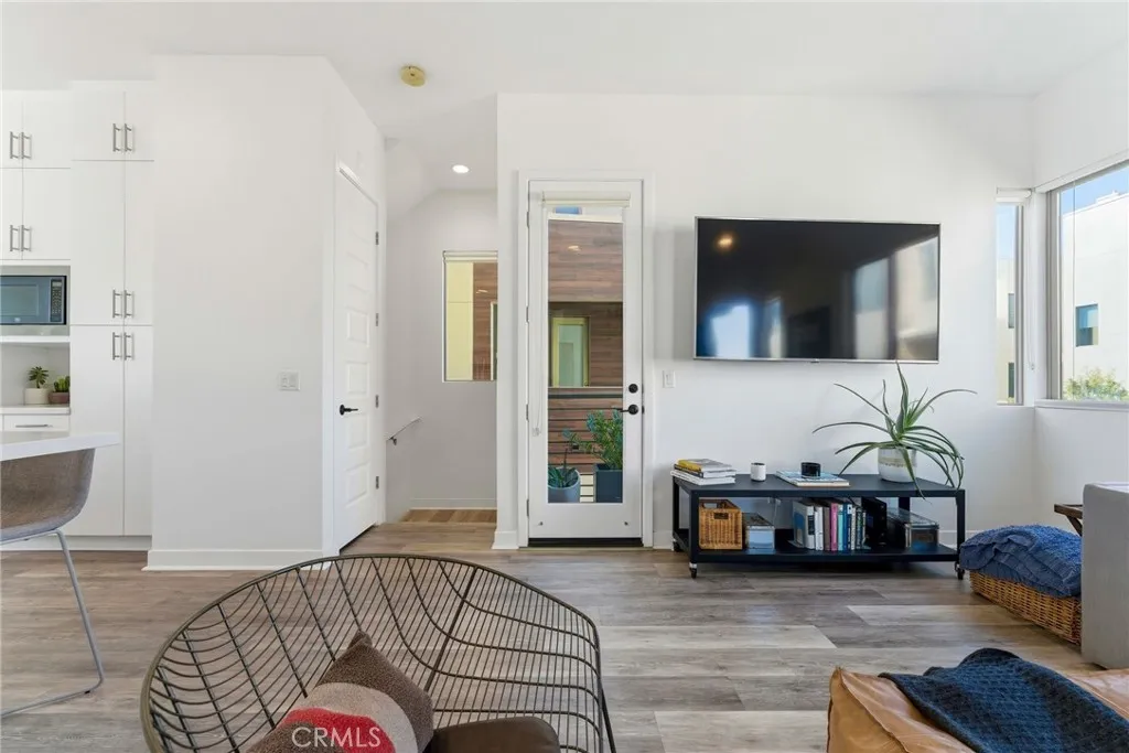 Additional image 43 of 70 Ebb Tide Cir, Newport Beach, CA 92663