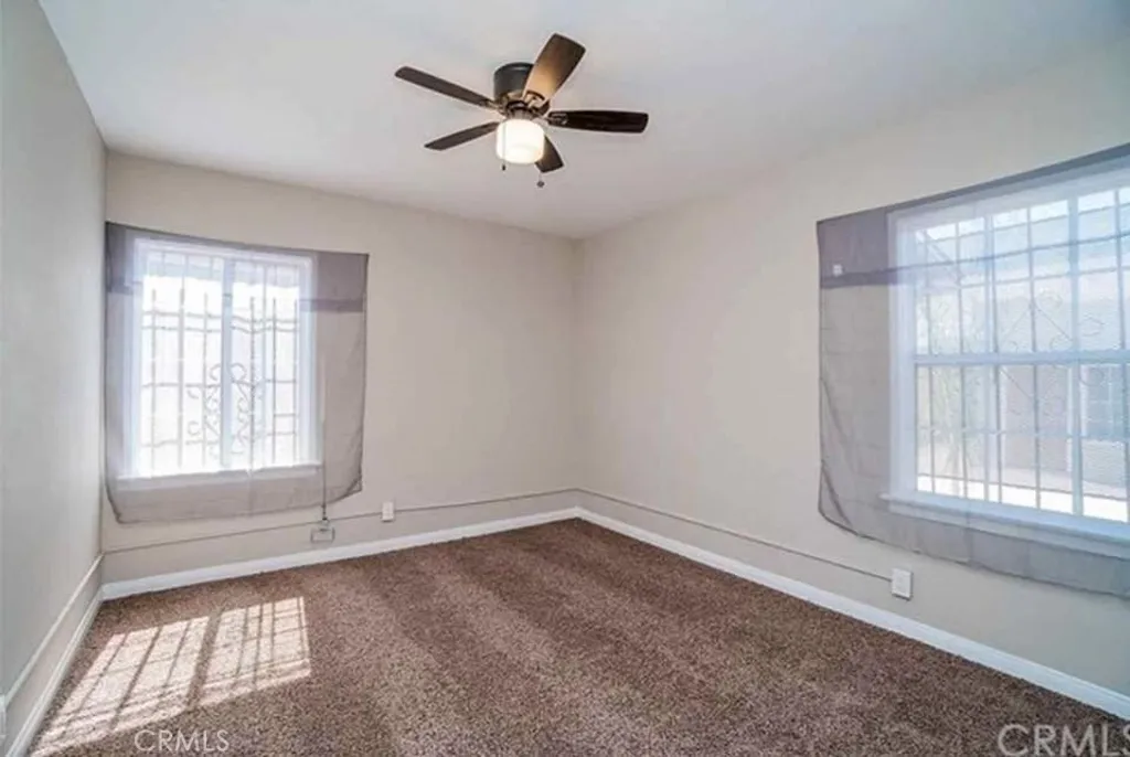 Additional image 16 of 636 W 107th St, Los Angeles, CA 90044