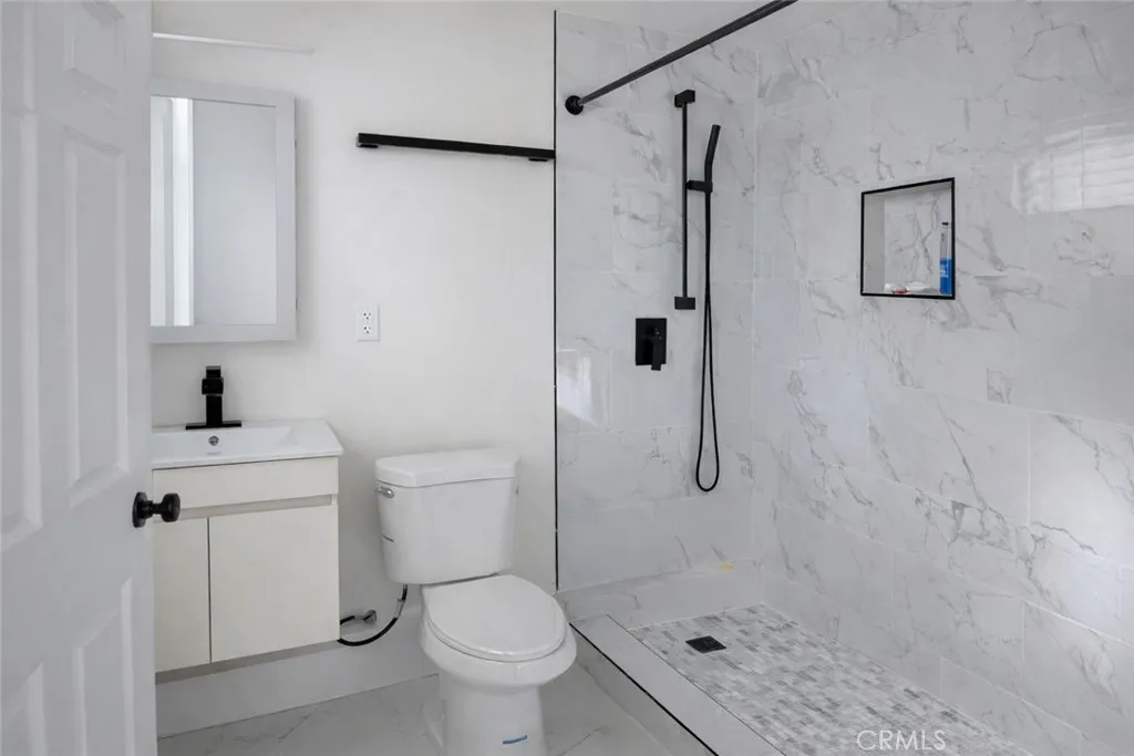 Additional image 5 of 1204 E Avenue Q4 Unit B, Palmdale, CA 93550